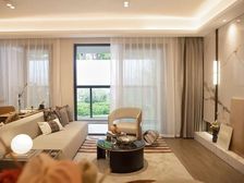 地 铁 口 工抵房 现房 性价比高