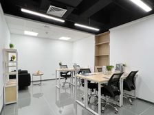 越秀小型直播间!实体墙,杂费全包,可注册!做直播一流,非中介