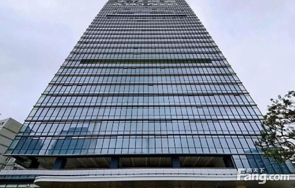 华侨城恒邦置地大厦300平精装给超长免租期