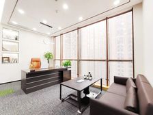 绿地之窗 交通便利330平招租 带家具 可随时看房