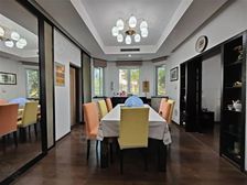 乔爱别墅,小黄,精装修朝南,面积225平米,价格可谈