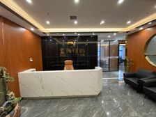 翠林大厦 精装修带家具 地铁口50m 户型方正 布局合理