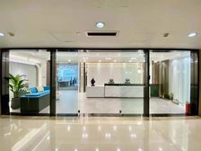 大望路商圈 世茂大厦 精装修带家具 高区正对电梯 特价出租