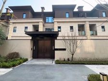 460万买九龙坡海兰云天一线临湖合院别墅,花园300多