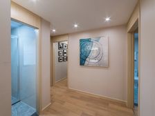 万达旁5.4米挑高精装修复式朝南采光民水电 领包入