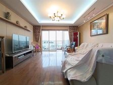 鑫泰大厦高楼层东南向5室2厅 214.44平简装住宅