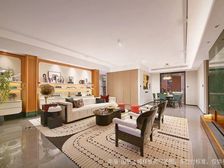 中海·国贸上城 4室2厅2卫 精装修 800万元