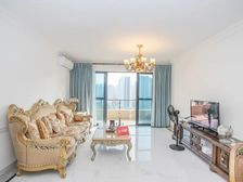 海德花园4室2厅2卫143㎡