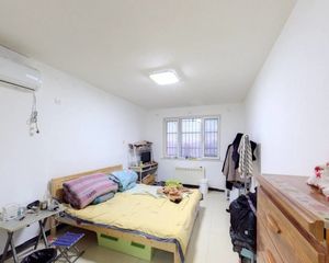 地铁8号线 2016年建筑 永旭嘉园 3室1厅 88.25平