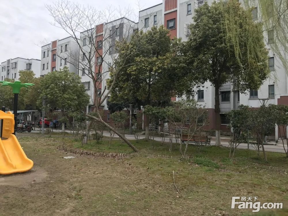 小区相关图