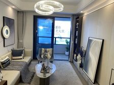 明月璟辰苑精装小高层 11号线地铁0距离 學校0距离送车位