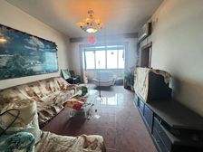 双钢路南向三居室 满五简装中层 不用爬楼梯 为占用