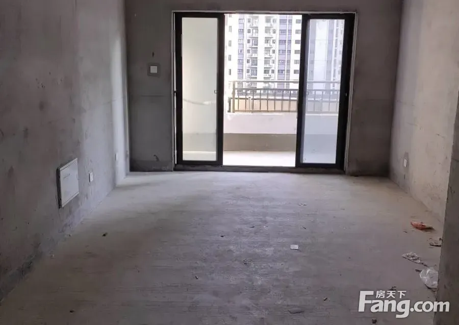 家主亏本急售3室2厅 满二住房，位置好，楼层好