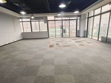 地铁口创意园 无中介费 出租200至1000方靓丽单位!