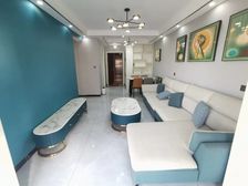 捡漏 城南准现房 家主降价急售 吾悦广场旁精装小三室 可小谈