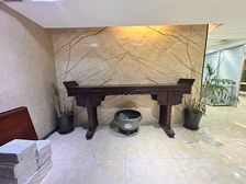 出捡漏!带家具!万达西美鑫科250平带4隔断 好停车好招人