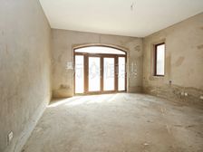 珠江二期 北进门 南花园 毛坯独栋