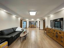 梧桐花园新出南北户型 全新装修 带阳台 可上向阳 急售