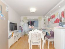 地铁口,一梯两户,川中南校九年制,可以改两房近地铁诚意出售/