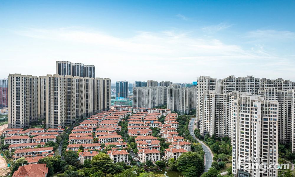 精选万达广场旁碧桂园公园上城送全屋家私家电价格好谈