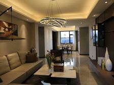 准现洋房132平8月份交房,152万送车位,好楼层南北通透。