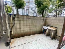 业主降价佰万 带二十平花园 缺资急售 满五年 看房方便