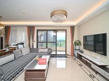 柏悦湾 4室2厅2卫 普通装修 160万元