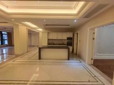 新出 随时看 321平大套四 带车位 新小区