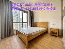 此房已满五年,中间楼层,厨卫朝南北全明,厅房同宽