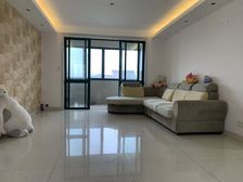 新出 ,去年装修新房,业主诚售带车位,接受置换价格可谈,