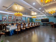 东长安街独栋会所带全套会所家具十个车位出租价格面议