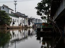 东山枕河民居,精装适合民宿