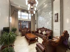 杜甫花园 6室2厅 南