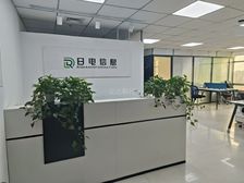 三好街 百脑汇 150平 年租金5万 精装带隔断家具 邻地铁