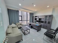 永和龙子湖广场 平 带家具 特价急租!