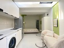 什刹海 雷锋 北房朝南 精装复式二层 地暖天窗 双证齐过户快