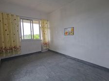 22w!五楼不受气,前边是绿化带,一早起来首先看到的就是绿色