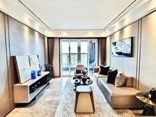 九龙仓品质 低市场30万送车位 湖景现房 自带游泳馆 健身房