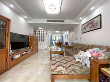 在寂静中品味,在喧闹中生活,此房安闲舒适,是您的选择!