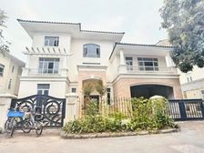 业主准备移民 三正半山大独栋别墅 依山傍水 610平