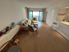 静安寺与巨鹿路!小区带会所!高区视野开阔!带产权车位