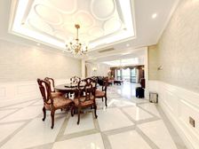 城南一号二期 248平 保养9.5成新 位置安静 诚售