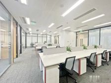 东北三环 三元桥商圈 国航大厦 全新装修 正对电梯临鹏润大厦