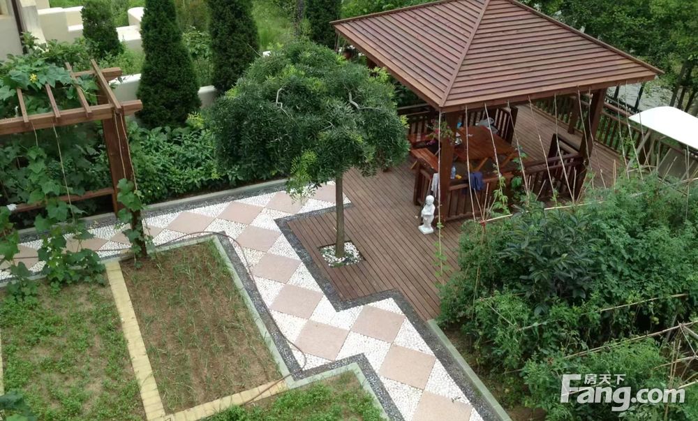 室内观海景 高新区轻轨沿线塔河湾,大连旅顺口旅顺南路亿达蓝湾别墅