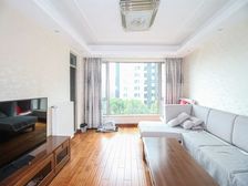 市中心 低密度花园洋房 有固定车位 业主已买急售 可提前交房