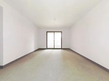 汇金新城 117平3居 南向毛坯 着急出售99万