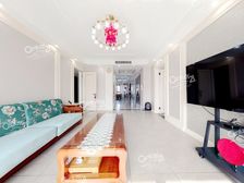 2018年社区华润昆仑域 145平3居南北向精装修安静不临街