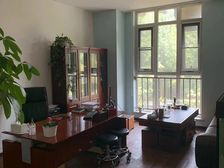 实地拍摄,特价10号线健翔大厦多套纯写,精装带家具,正对电梯