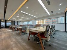 东直门商圈 居然大厦 高区出租 拎包入住 正对电梯