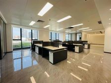 限时抢租!奥园40人办公室,双地铁24办公四海城万达广场旁